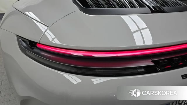 Porsche 911(992) id 4349112 из Кореи 15