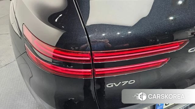 Genesis GV70 id 4383682 из Кореи 15