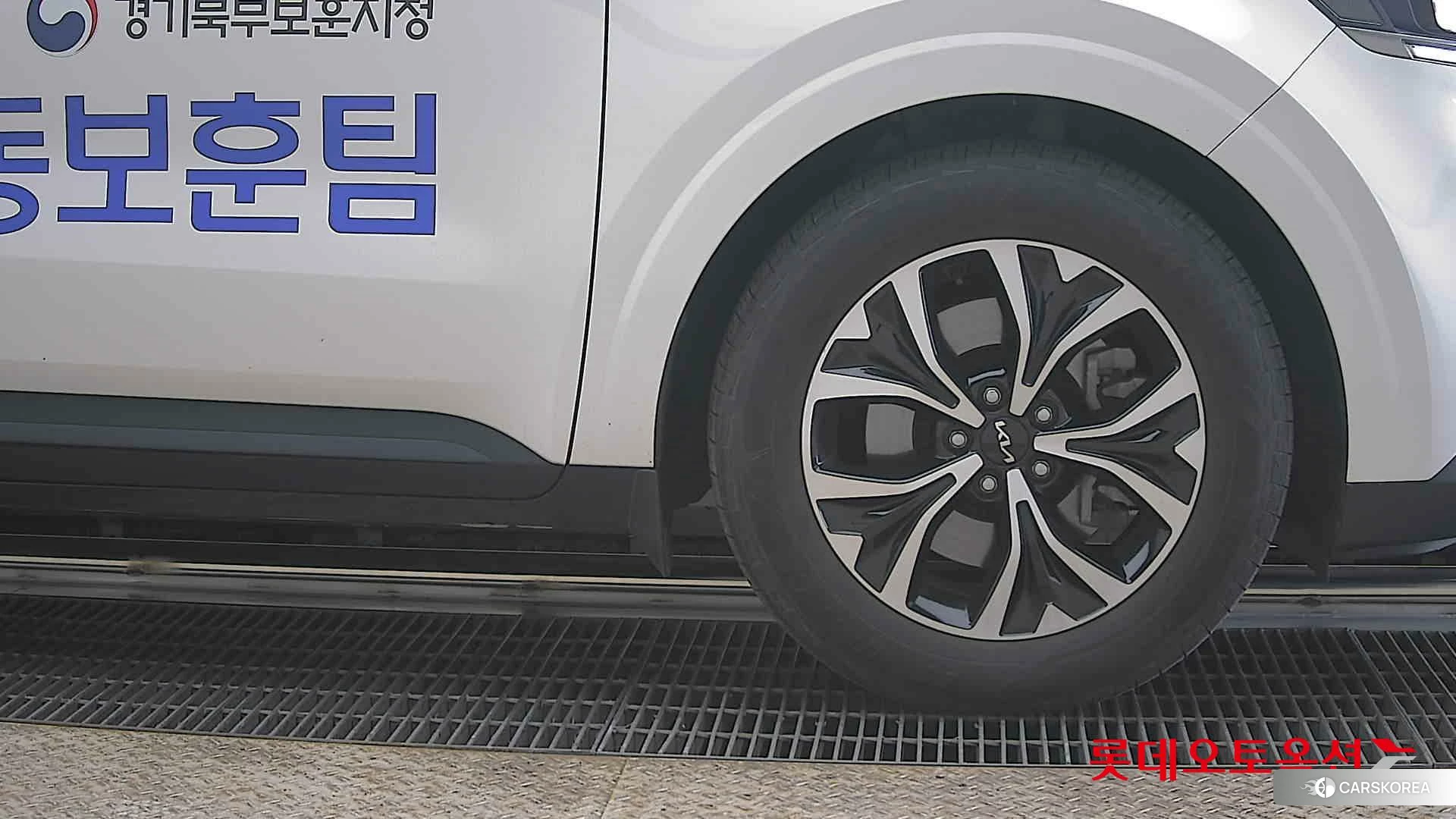 Kia Carnival id 3882178 из Кореи 15