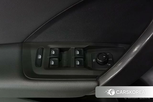 Volkswagen Tuyue id 4297823 из Китая 15