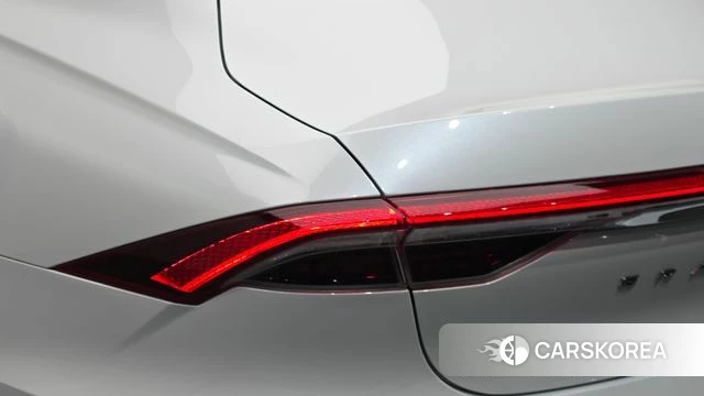 Hyundai The New Grandeur IG Hybrid id 4943310 из Кореи 15