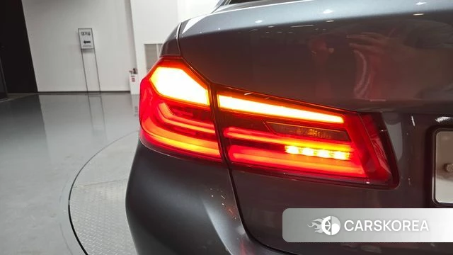BMW 5 Series (G30) id 4446791 из Кореи 15