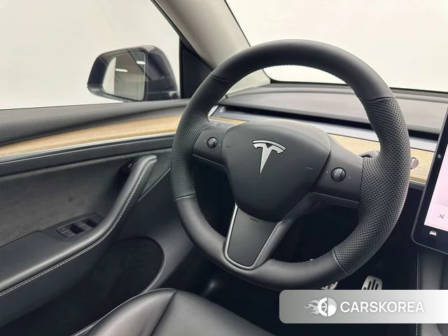 Tesla Model Y id 3856359 из Китая 15