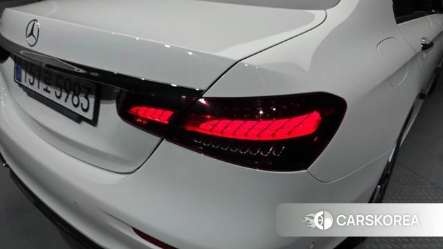 Mercedes-Benz E-Class W213 id 4223578 из Кореи 15