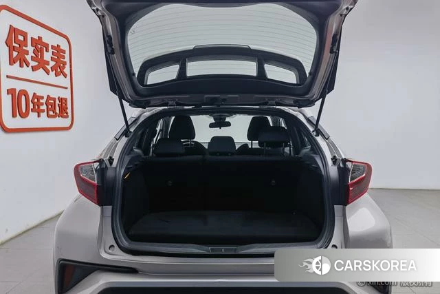 Toyota C-HR id 4259128 из Китая 15