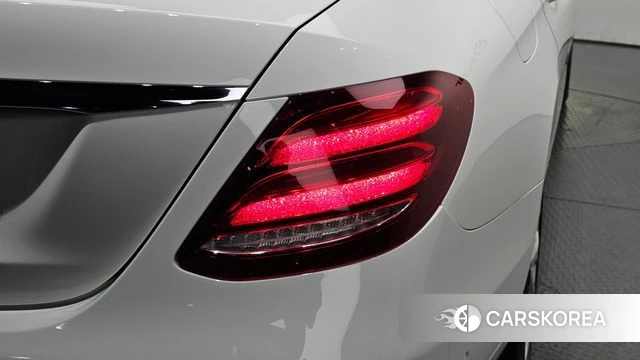 Mercedes-Benz E-Class W213 id 4604898 из Кореи 15