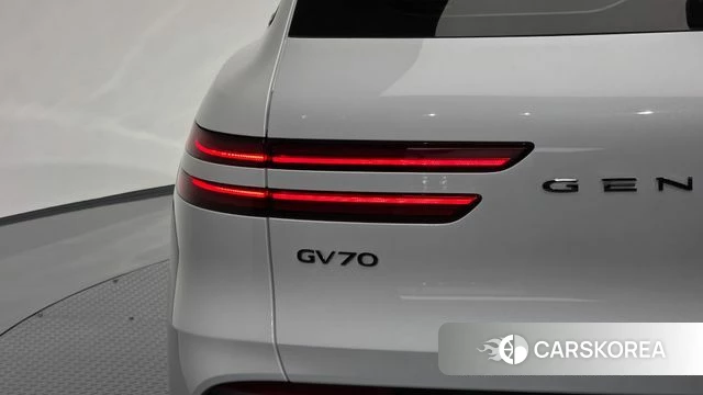 Genesis GV70 id 4573265 из Кореи 15