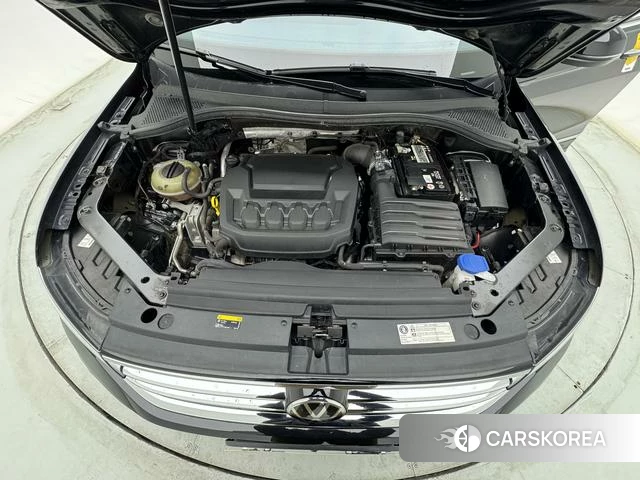 Volkswagen Tiguan L id 4258703 из Китая 15
