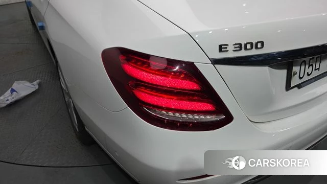 Mercedes-Benz E-Class W213 id 4378063 из Кореи 15