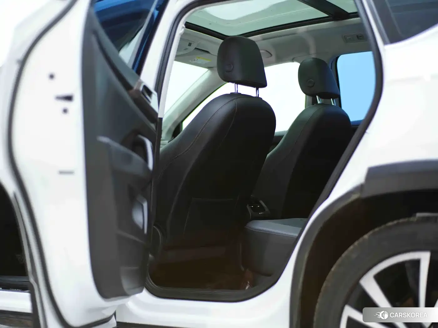 Volkswagen Tharu id 4653812 из Китая 15