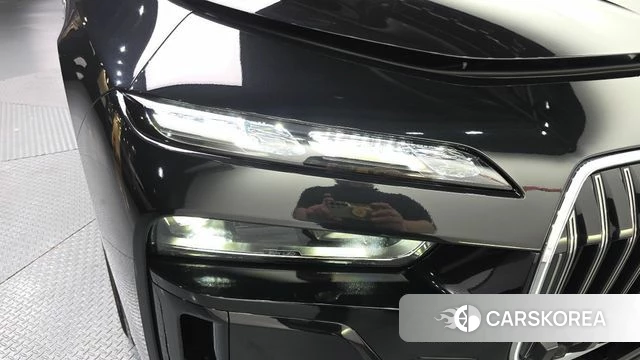 BMW 7 Series (G70) id 4185896 из Кореи 15