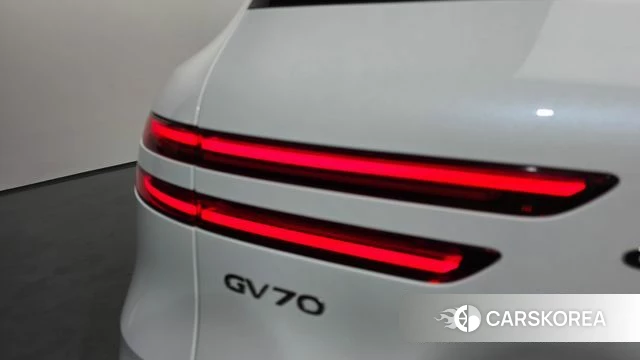 Genesis GV70 id 4686425 из Кореи 15