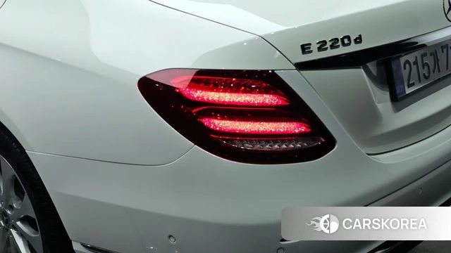 Mercedes-Benz E-Class W213 id 4595552 из Кореи 15