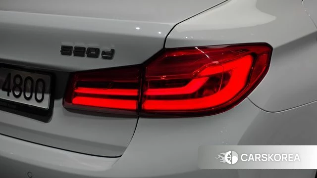 BMW 5 Series (G30) id 4632784 из Кореи 15