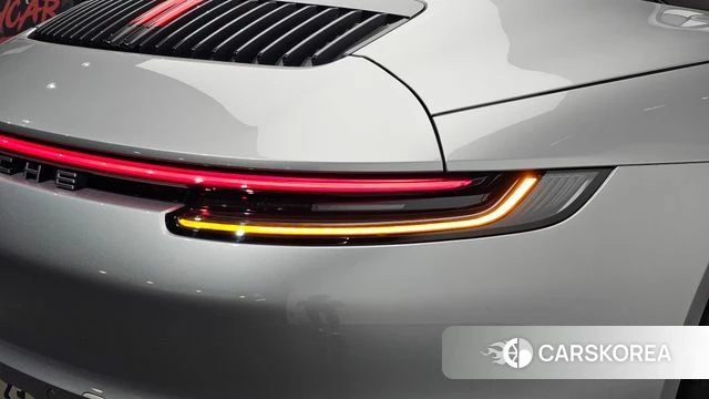 Porsche 911(992) id 4688887 из Кореи 15