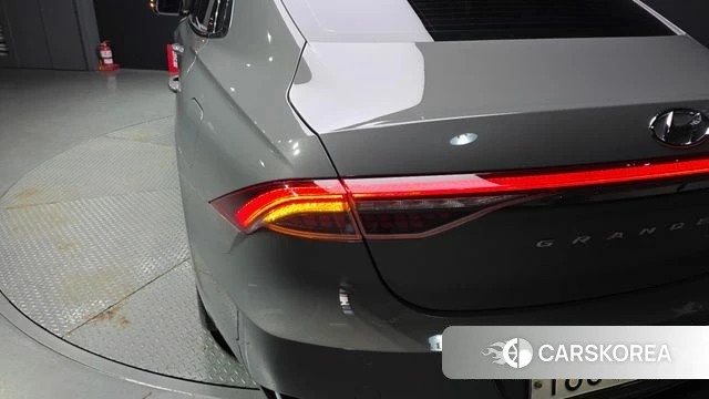 Hyundai The New Grandeur IG id 4693549 из Кореи 15