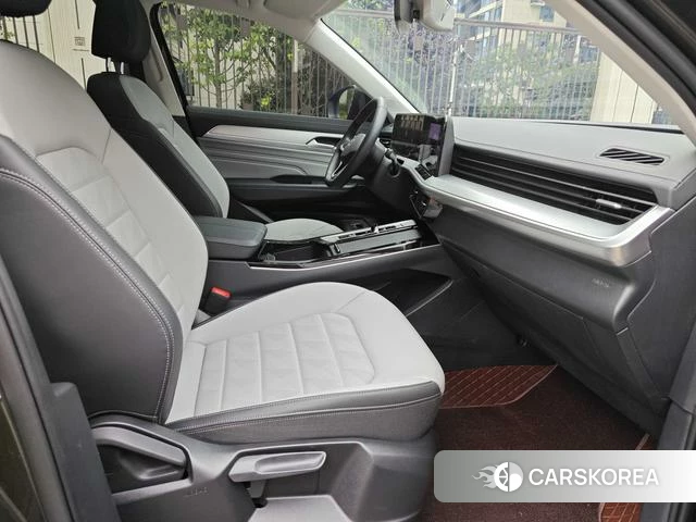 Volkswagen Range patrol id 4336337 из Китая 15