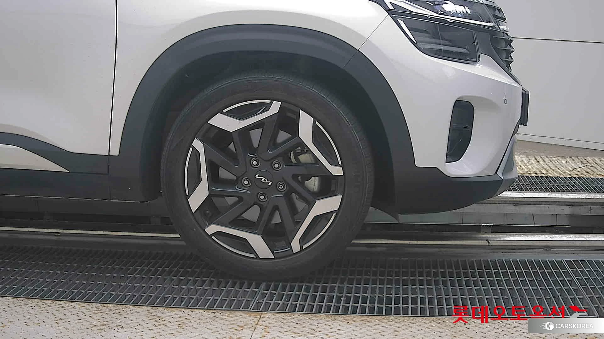 Kia Seltos id 4902452 из Кореи 15
