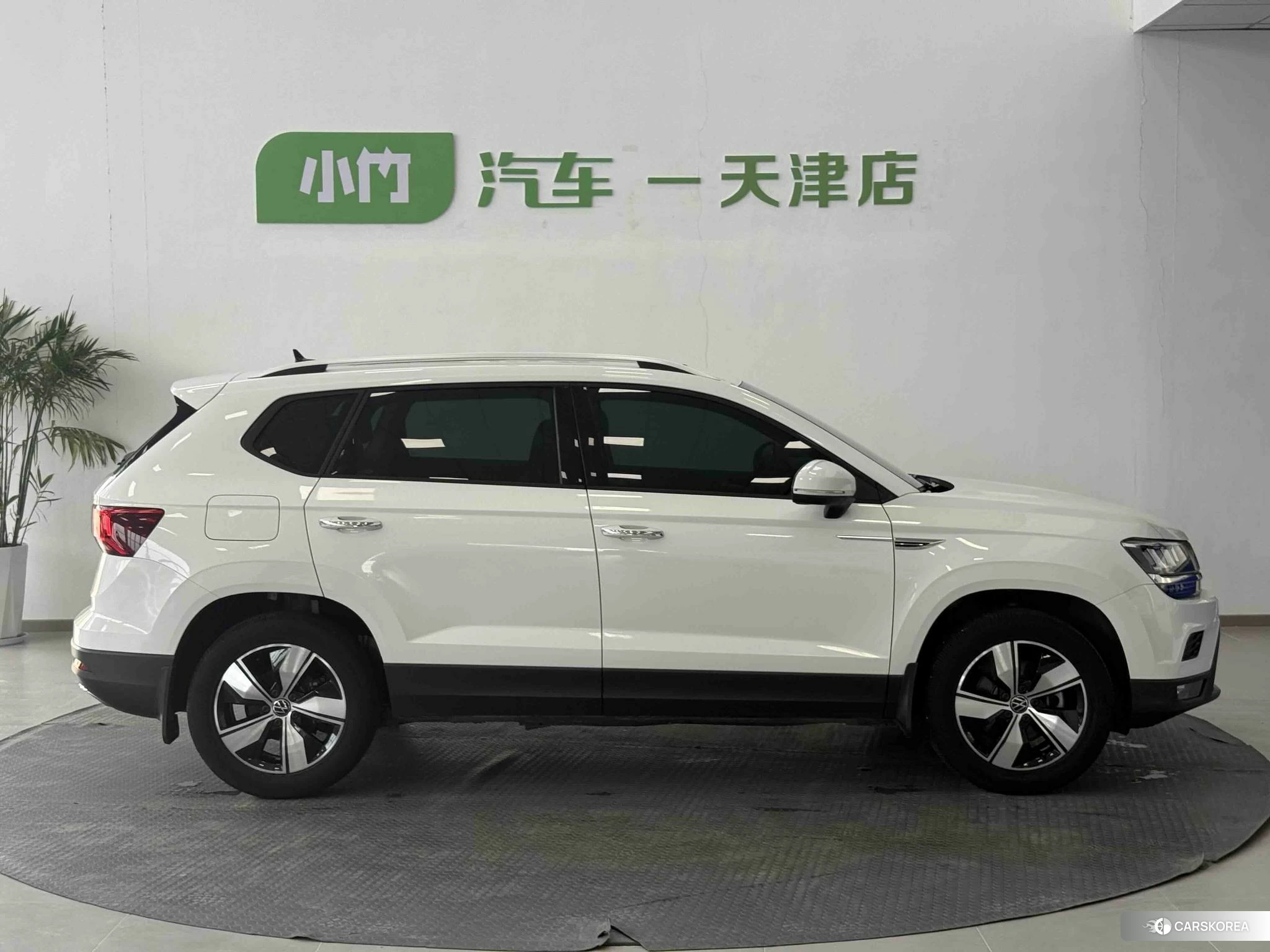 Volkswagen Tuyue id 4515074 из Китая 15