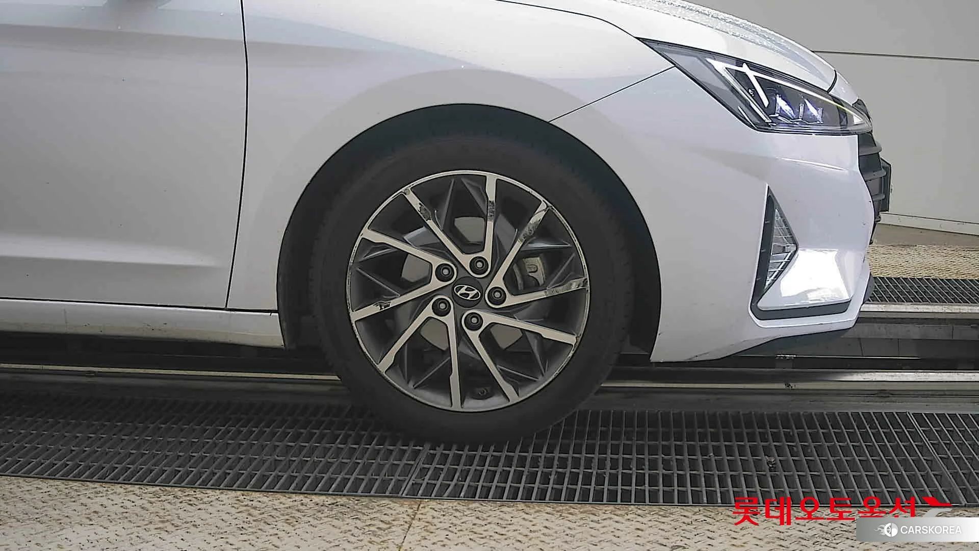 Hyundai Avante id 4498394 из Кореи 15