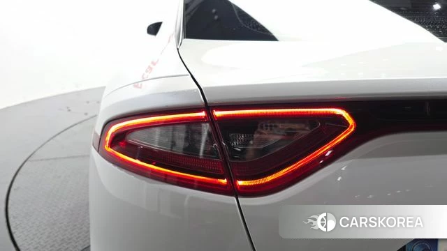 Kia Stinger id 4755002 из Кореи 15