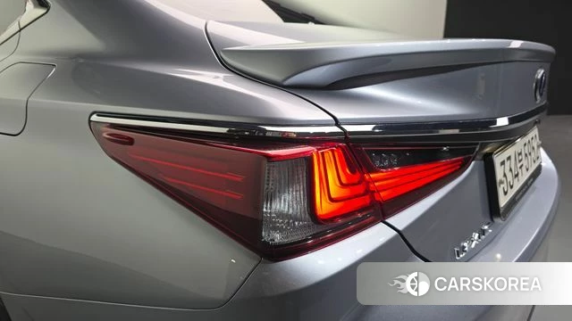 Lexus ES300h 7th generation id 4726666 из Кореи 15