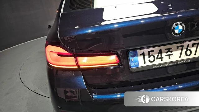 BMW 5 Series (G30) id 4591824 из Кореи 15