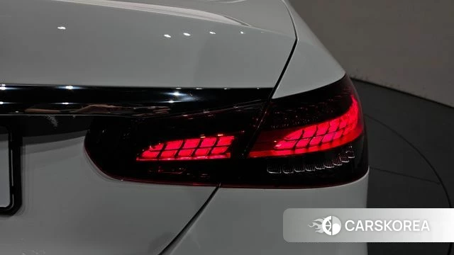 Mercedes-Benz E-Class W213 id 4783438 из Кореи 15