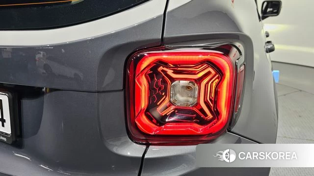 Jeep Renegade id 4623559 из Кореи 15
