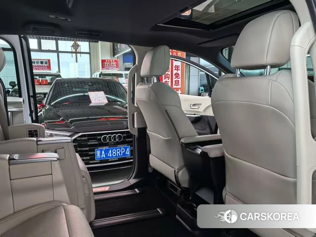 Toyota Saina id 4335208 из Китая 15