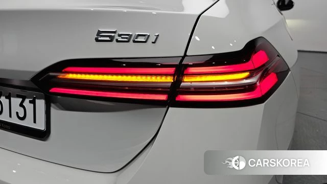 BMW 5 Series (G60) id 4607414 из Кореи 15
