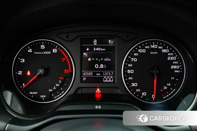 Audi Q2L id 4275708 из Китая 15