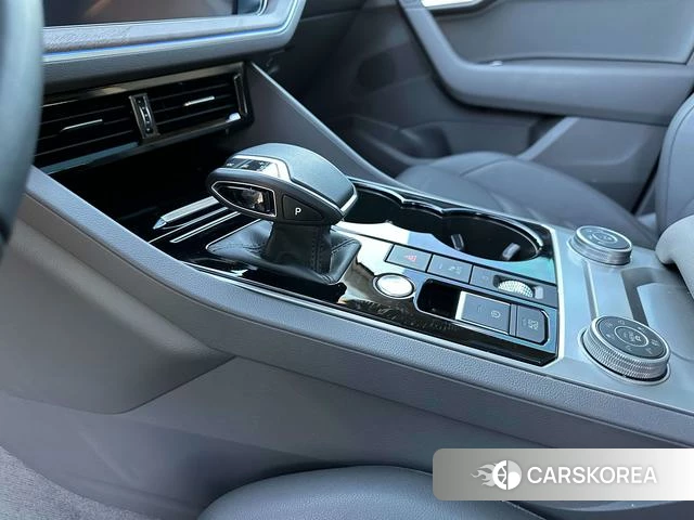 Volkswagen Touareg id 4291347 из Китая 15