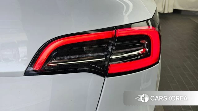Tesla Model Y id 4523477 из Кореи 15