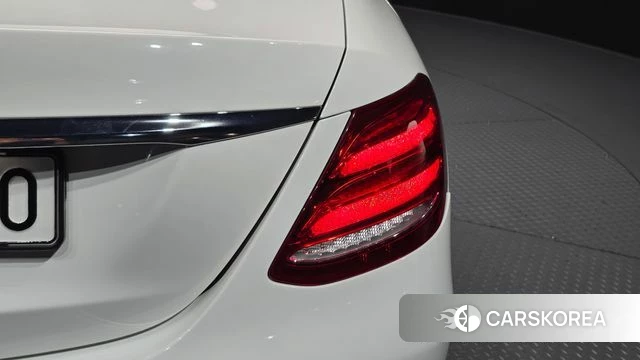 Mercedes-Benz E-Class W213 id 4520930 из Кореи 15
