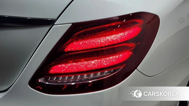 Mercedes-Benz E-Class W213 id 4759875 из Кореи 15
