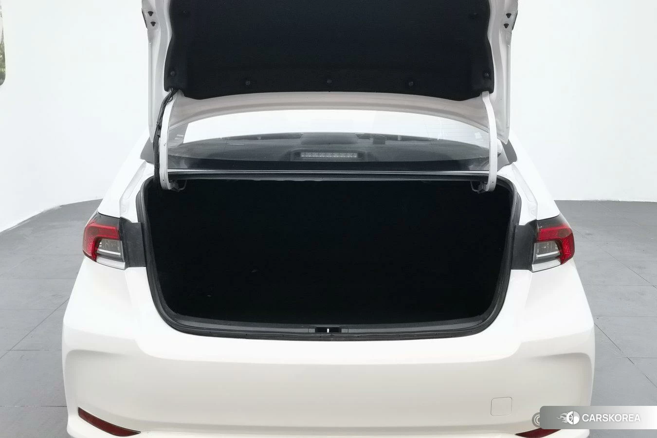 Toyota Corolla id 4479321 из Китая 15