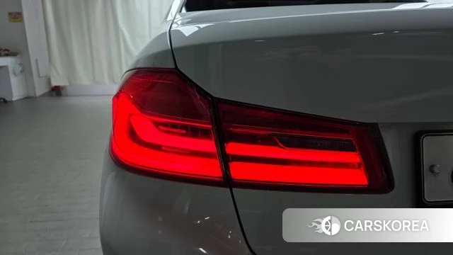 BMW 5 Series (G30) id 4693748 из Кореи 15