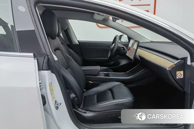 Tesla Model 3 (imported) id 4236120 из Китая 15