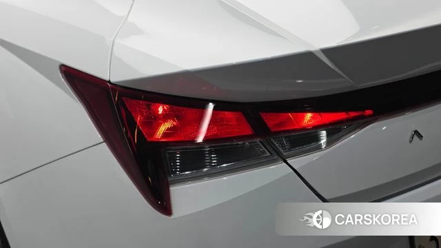 Hyundai Avante Hybrid (CN7) id 4630894 из Кореи 15