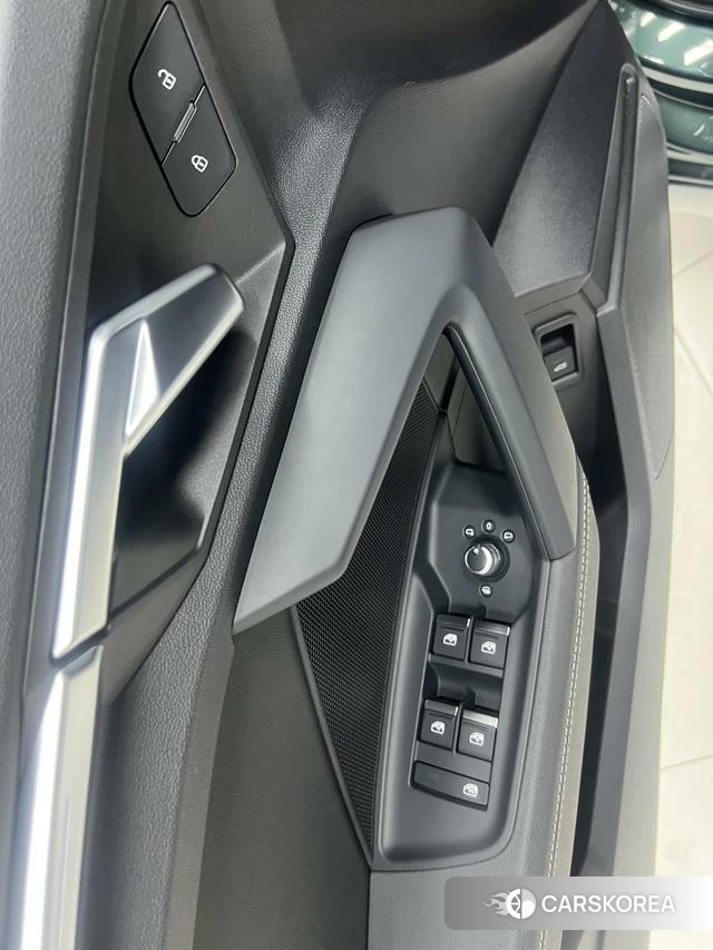Audi A3 id 4307467 из Китая 15