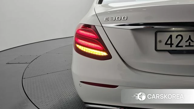 Mercedes-Benz E-Class W213 id 4269571 из Кореи 15