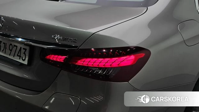 Mercedes-Benz E-Class W213 id 4688068 из Кореи 15