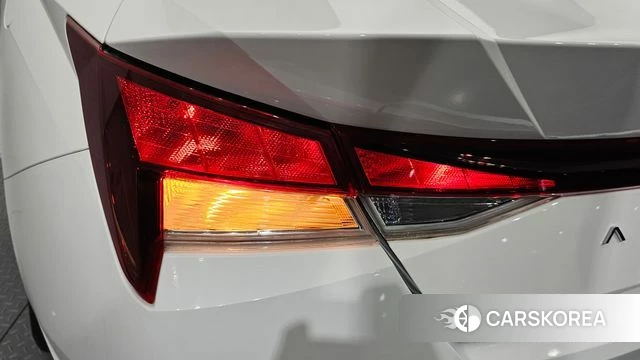 Hyundai Avante Hybrid (CN7) id 4591974 из Кореи 15