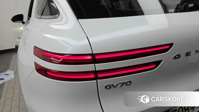 Genesis GV70 id 4700933 из Кореи 15