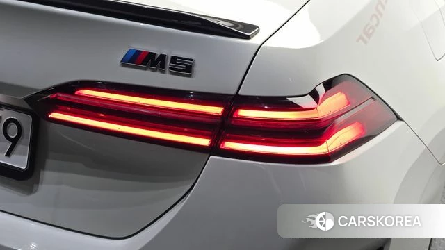 BMW M5 (G90) id 4834196 из Кореи 15