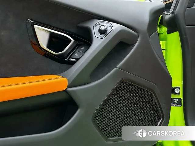 Lamborghini Huracán id 4239016 из Китая 15