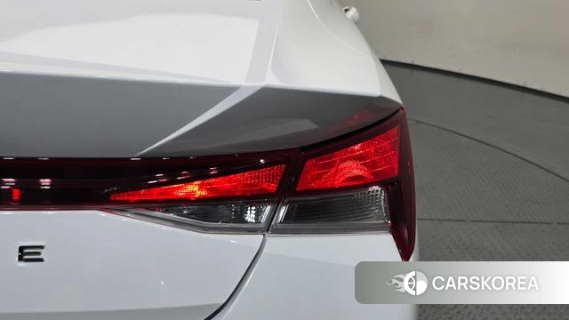 Hyundai Avante Hybrid (CN7) id 4618442 из Кореи 15