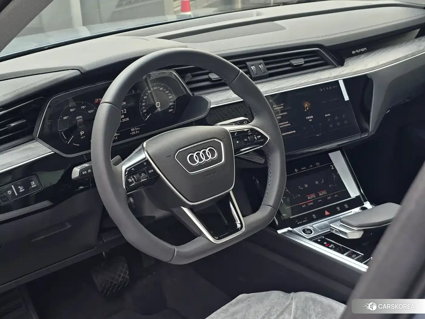 Audi e-tron id 4622307 из Китая 15