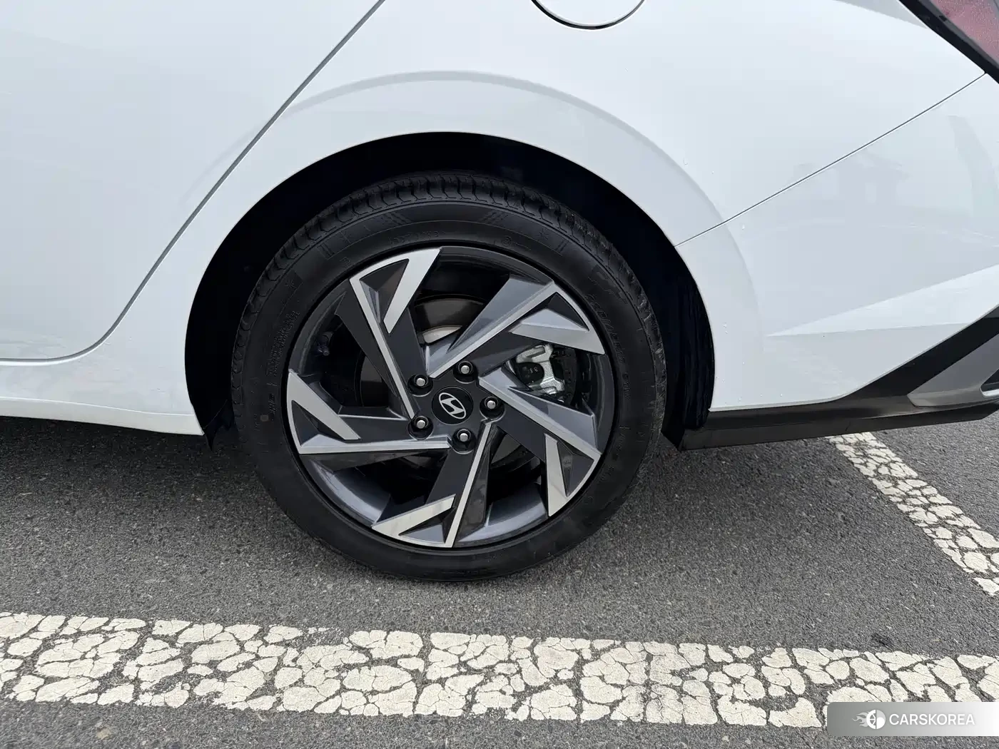 Hyundai Elantra id 4553804 из Китая 15